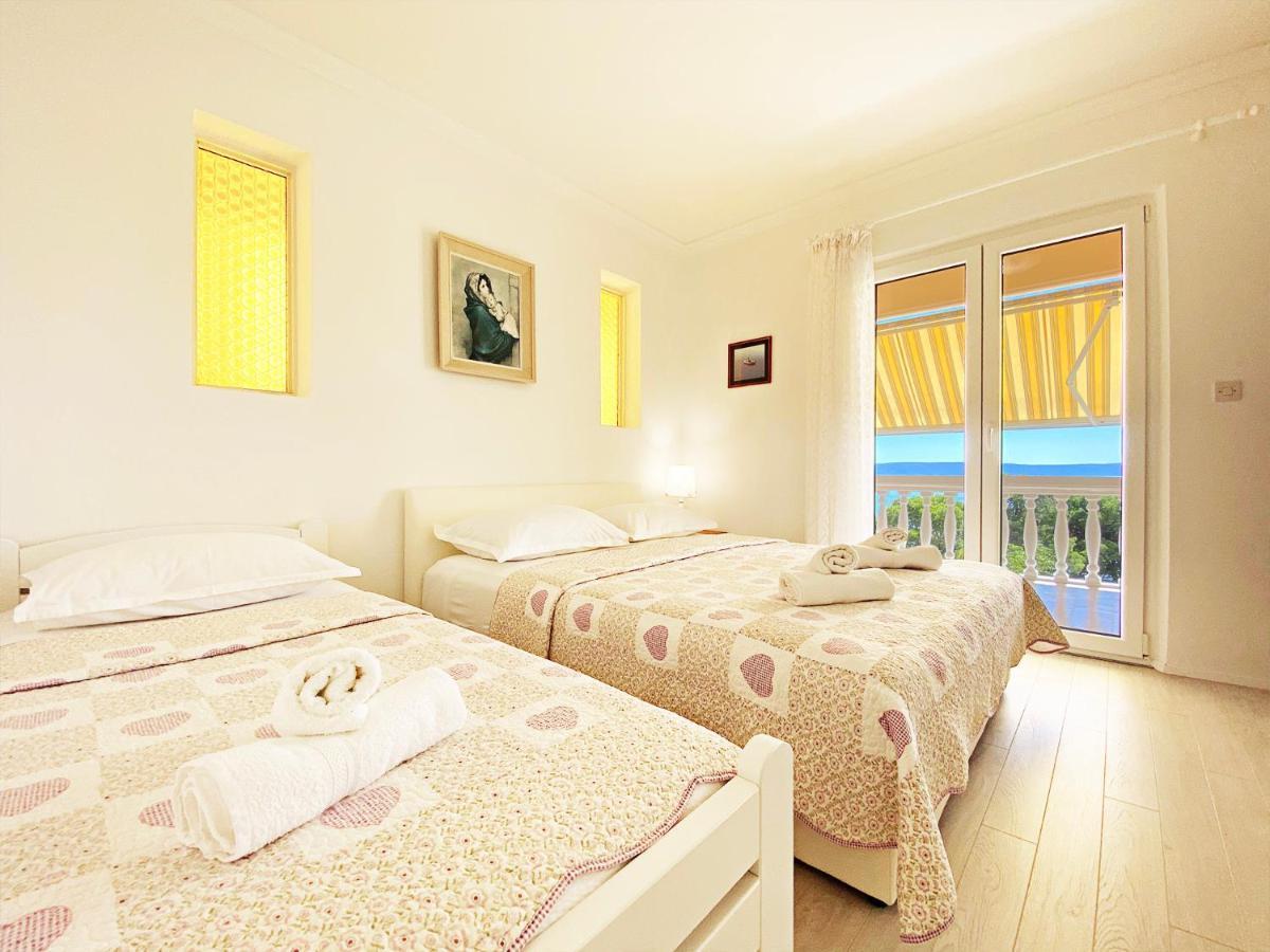 Apartments And Rooms Katarina Zivogosce Bagian luar foto
