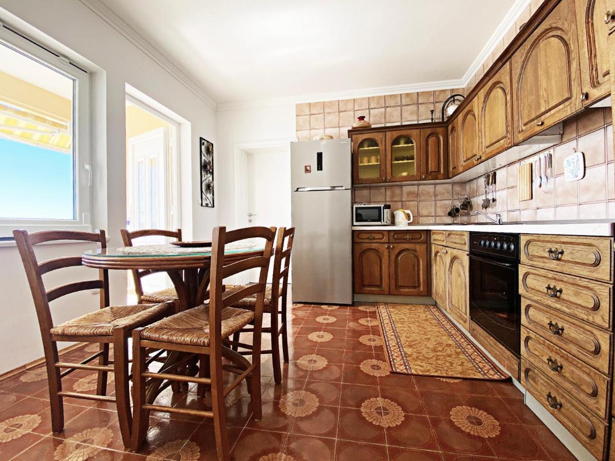 Apartments And Rooms Katarina Zivogosce Bagian luar foto